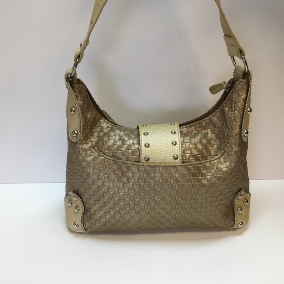 Exciting Neutral Color Bag - Picture 4 of 8